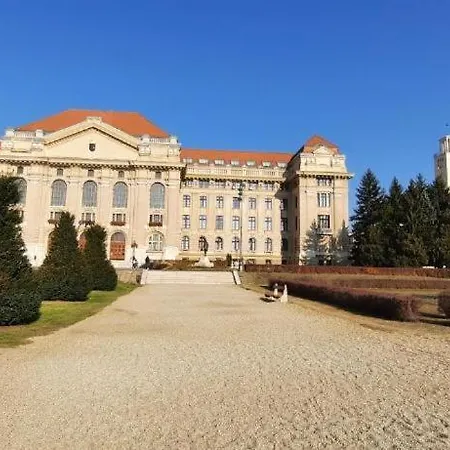 Fueredi Apartment Debrecen