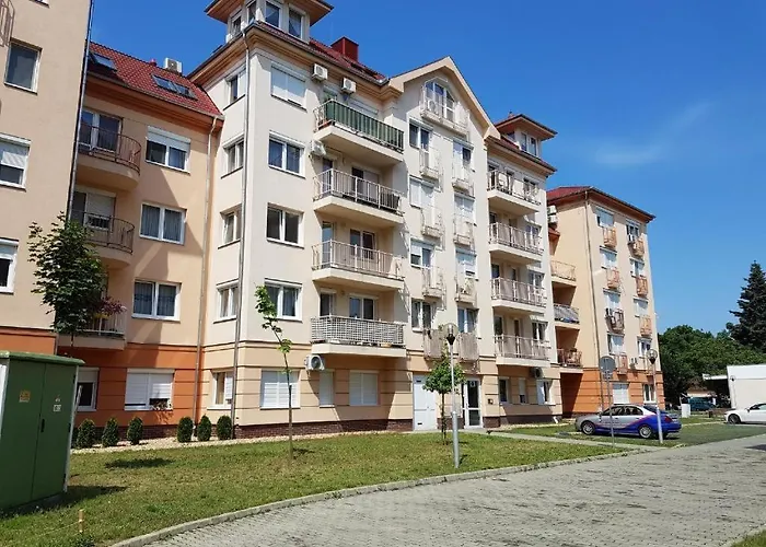Füredi * Debrecen